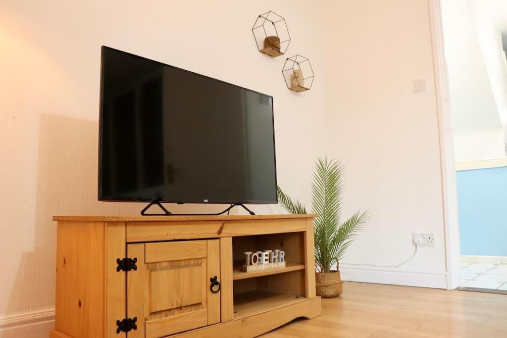 Lovely Staycation With Family Free Parking & Wifi Leeds (West Yorkshire)