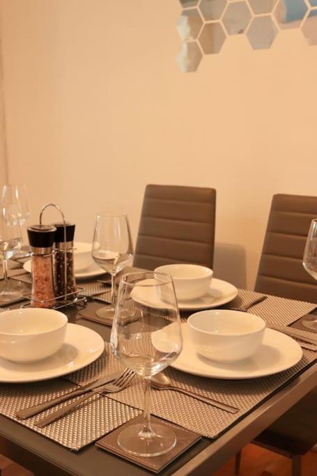 Lovely Staycation With Family Free Parking & Wifi Leeds (West Yorkshire)